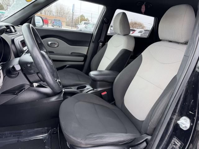 Used 2014 Kia Soul Base image 5