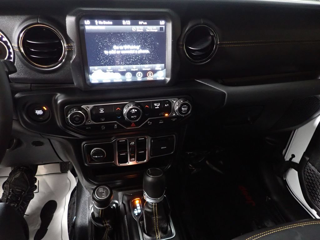 Used 2023 Jeep Gladiator Overland AWD/4WD image 28