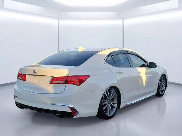 Used 2019 Acura TLX w/ Technology Package FWD image 4