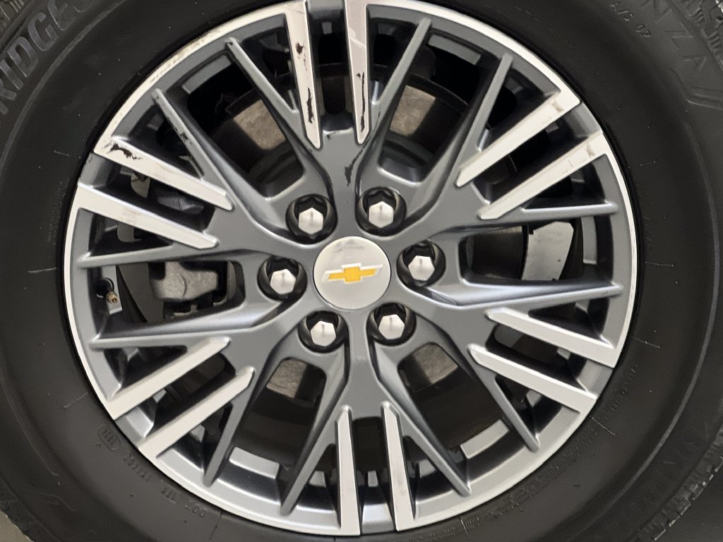 Used 2024 Chevrolet Traverse LT FWD image 77