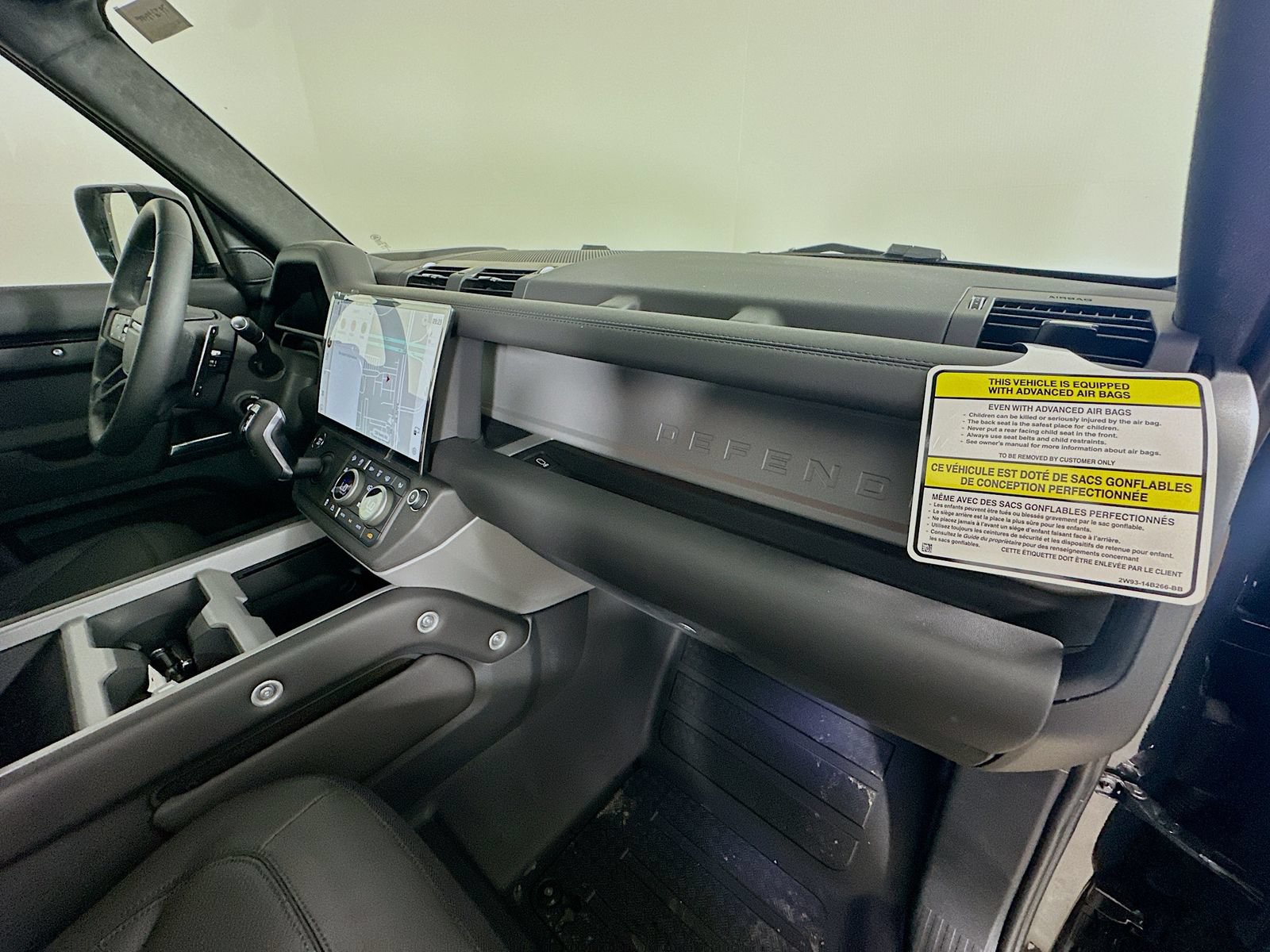 New 2026 Land Rover Defender 130 V8 AWD/4WD image 47