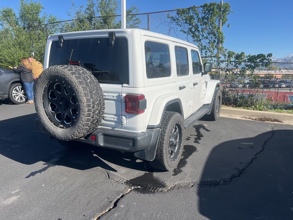 Used 2018 Jeep Wrangler Unlimited Sahara w/ Uconnect 4C Nav & Sound Group image 16