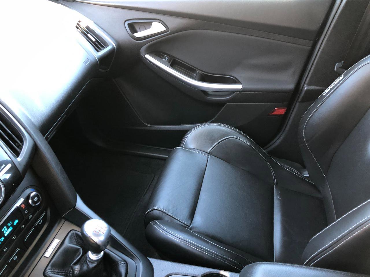 Used 2013 Ford Focus ST FWD image 32