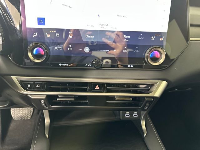 Used 2024 Lexus RX 350 w/ Convenience Package image 23