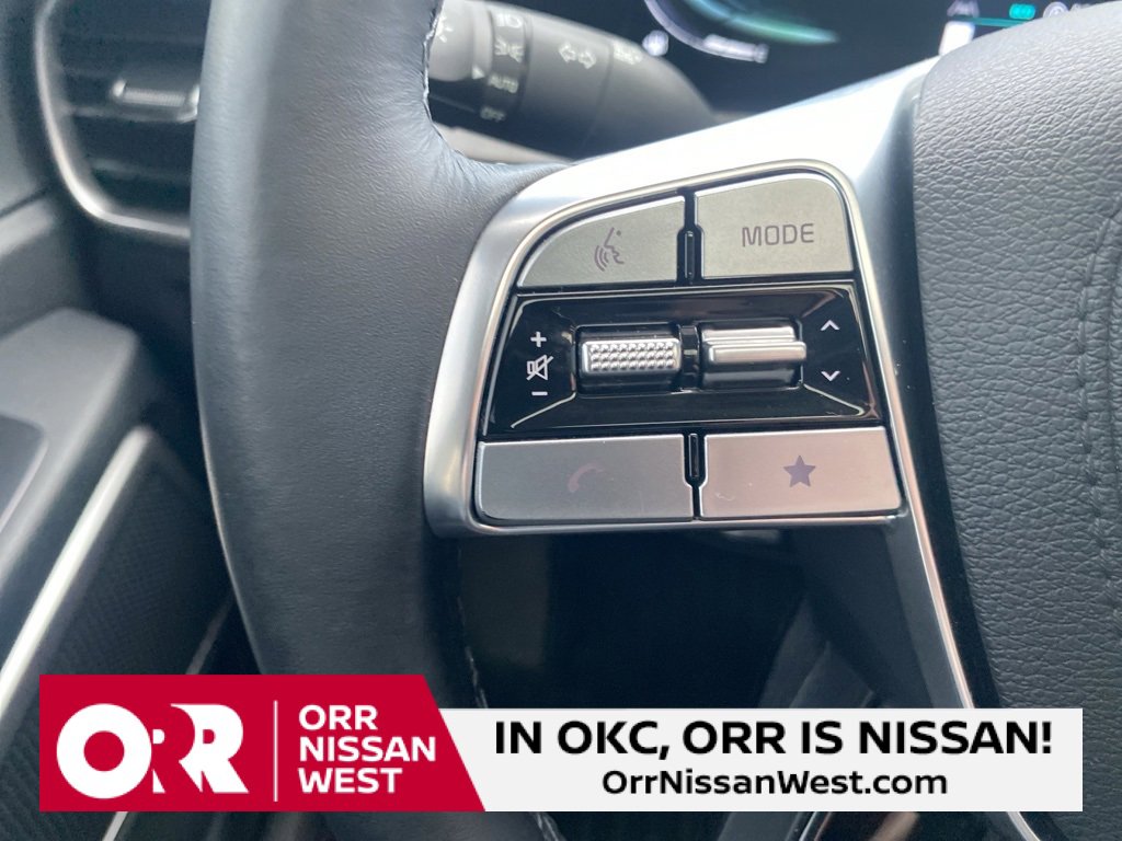 Used 2024 Kia Telluride EX w/ EX Captain's Chair Package image 24