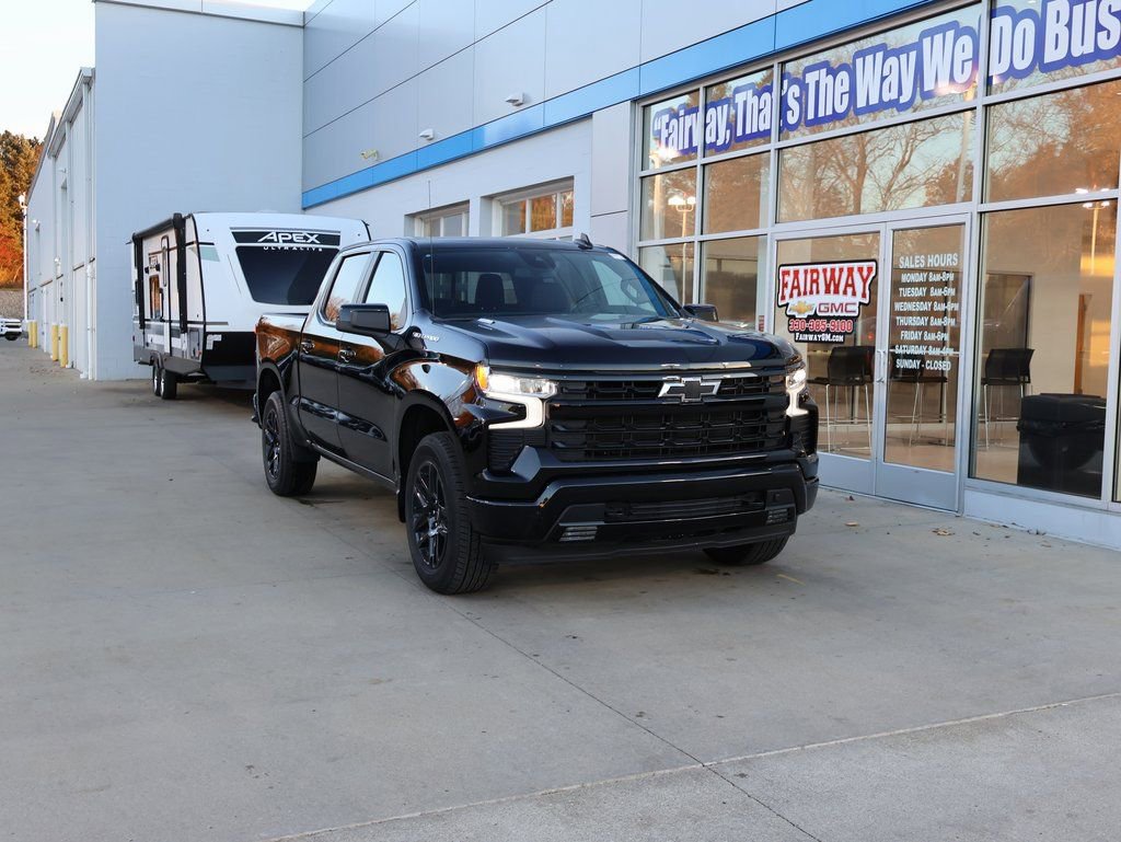 New 2026 Chevrolet Silverado 1500 RST w/ Convenience Package II AWD/4WD image 2