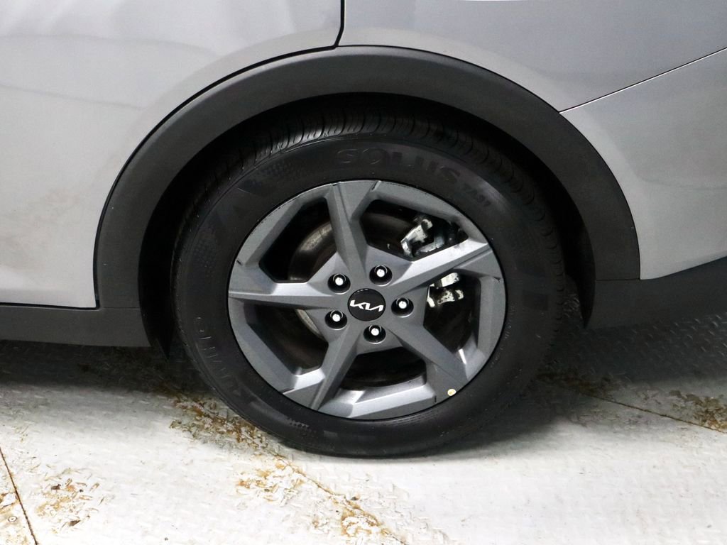 Used 2025 Kia K4 FWD image 18