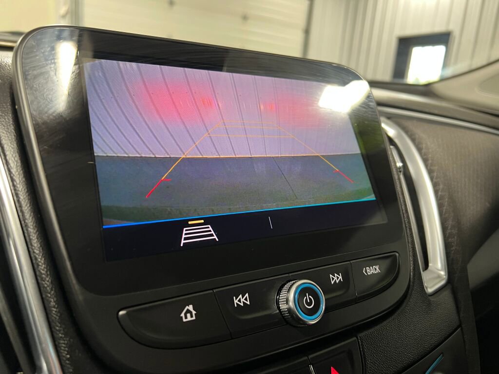 Used 2020 Chevrolet Malibu LT image 7