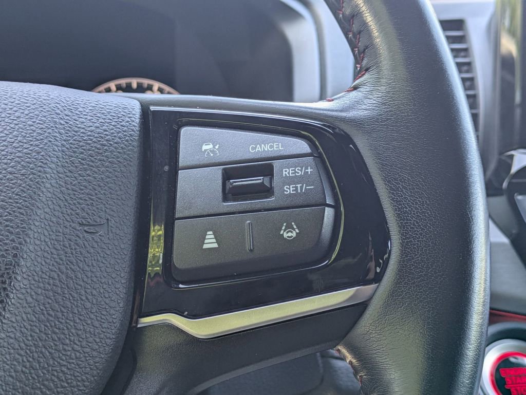 Used 2025 Honda Odyssey Sport-L image 23