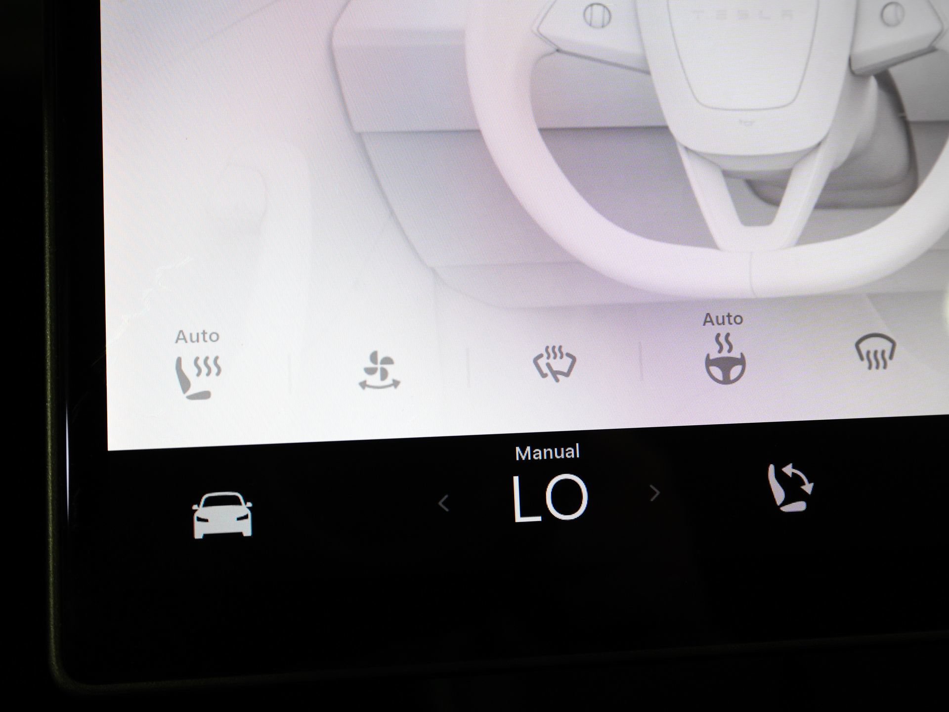 Used 2026 Tesla Model Y 2WD image 22
