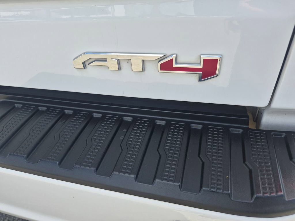 Used 2023 GMC Sierra 1500 AT4 w/ AT4 Premium Package image 24