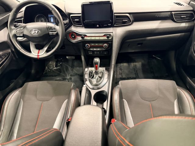 Used 2019 Hyundai Veloster 2.0 Premium FWD image 23