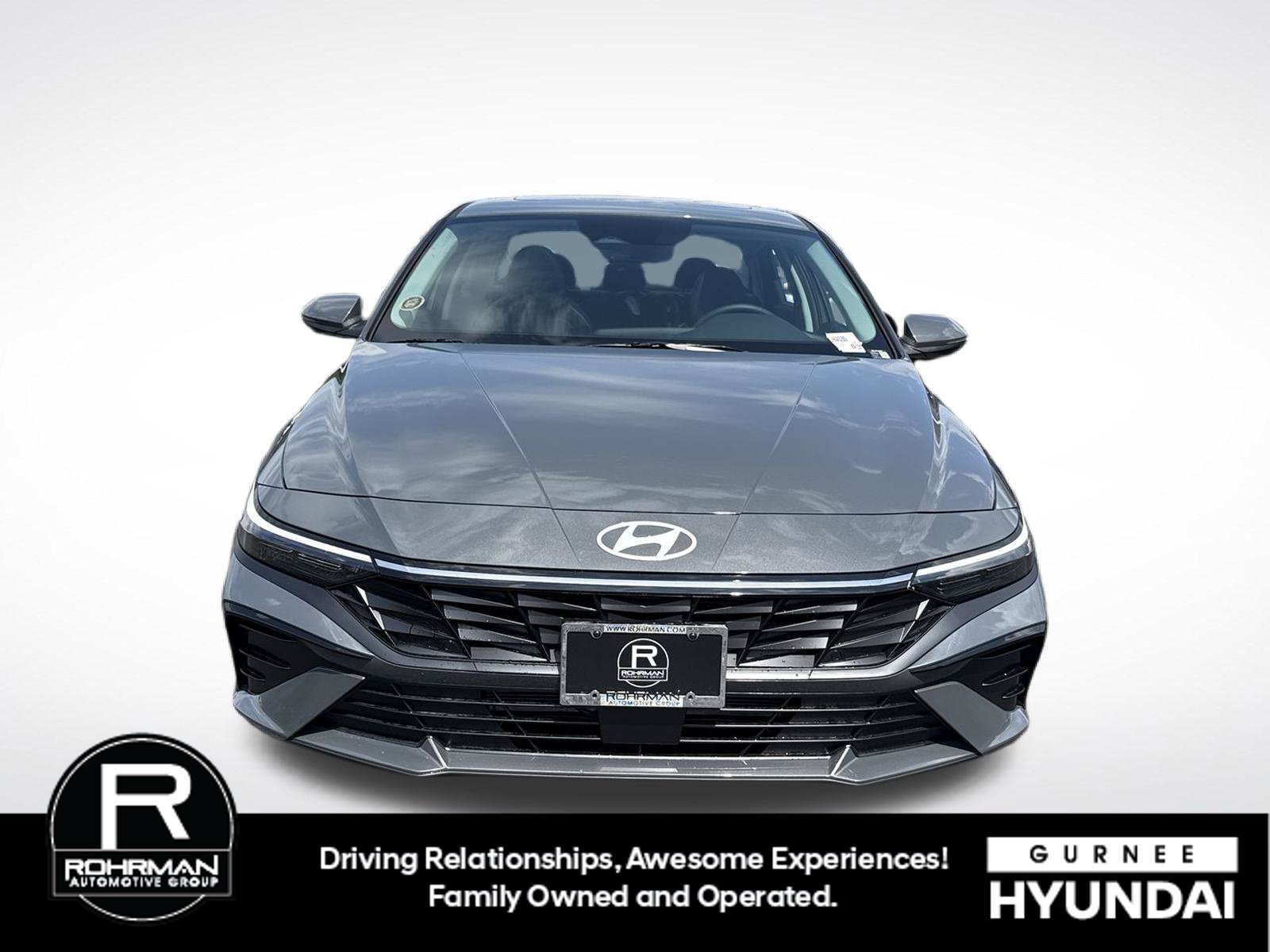 New 2026 Hyundai Elantra Limited FWD image 3