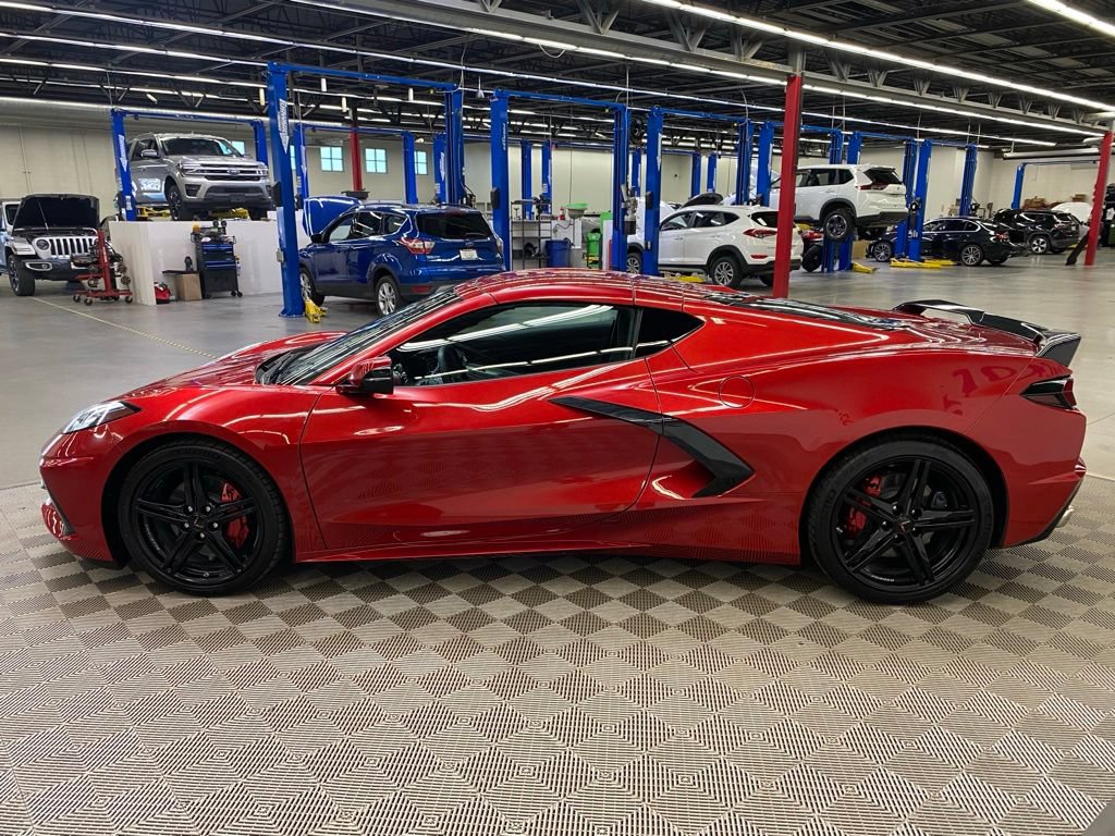Used 2026 Chevrolet Corvette Stingray Coupe w/ Battery Protection Package RWD image 7