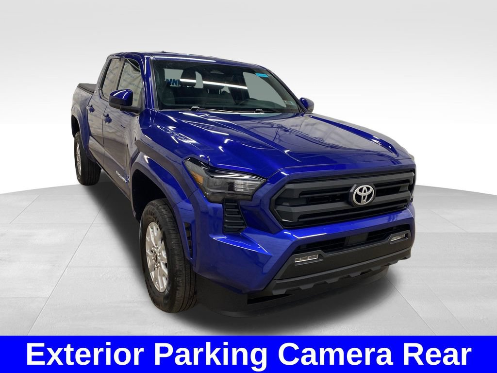 Used 2025 Toyota Tacoma SR5 AWD/4WD image 6