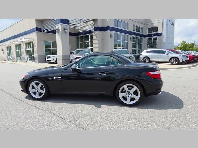 Used 2015 Mercedes-Benz SLK 250 w/ Premium Package image 18
