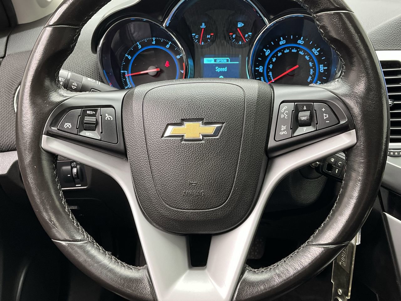 Used 2014 Chevrolet Cruze LT w/ RS Package FWD image 13