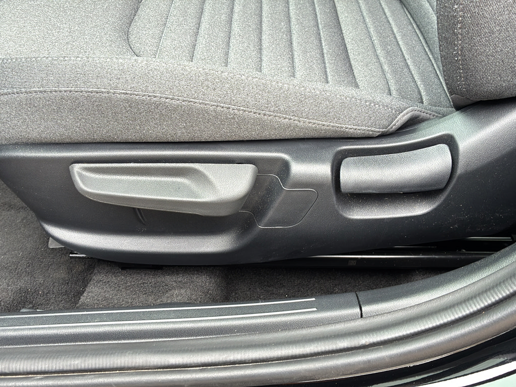 Certified 2025 Kia K4 EX FWD image 14