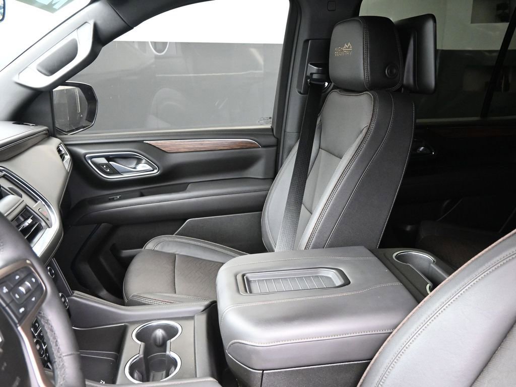 Used 2023 Chevrolet Tahoe High Country image 25