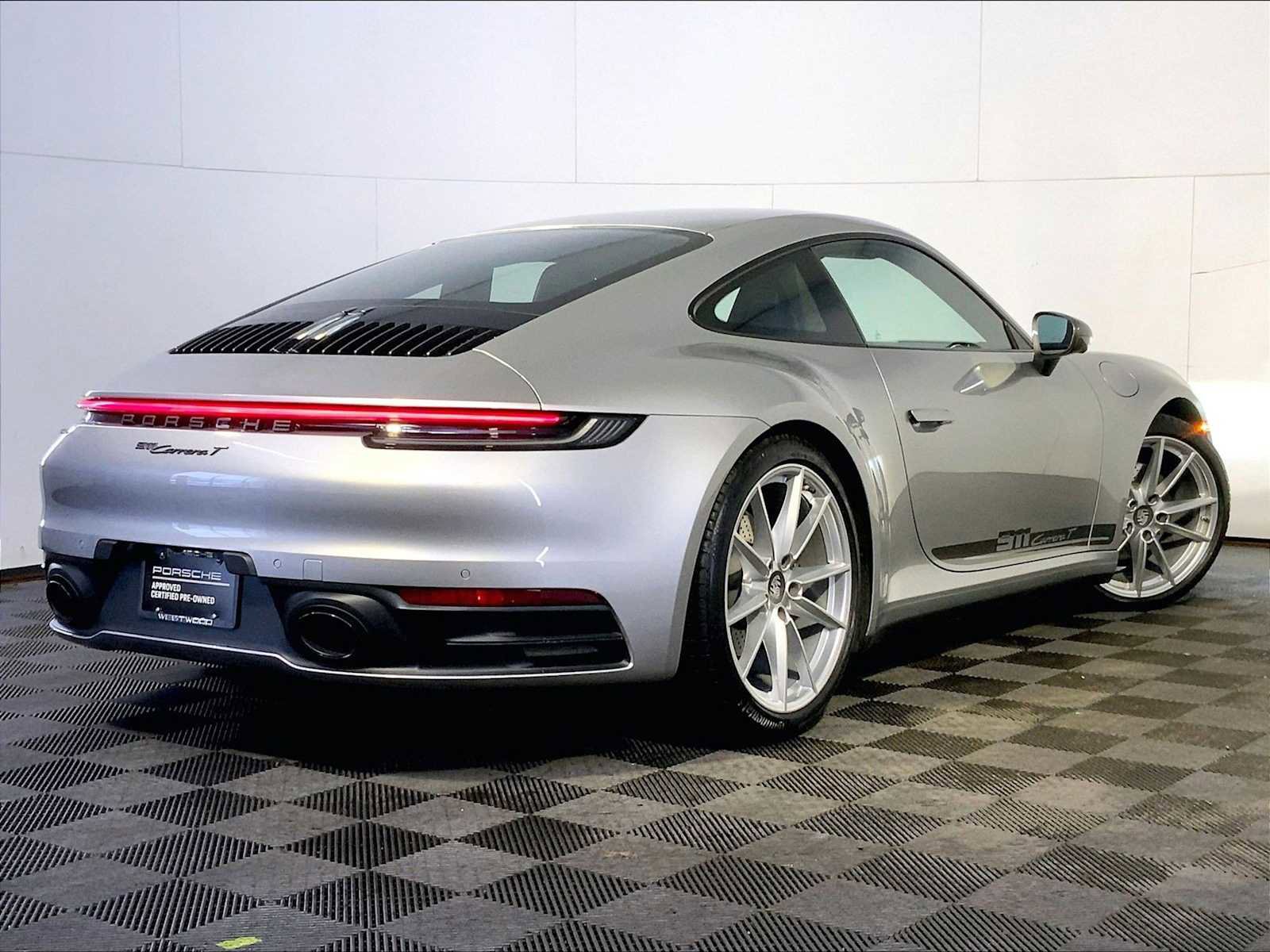 Used 2024 Porsche 911 Carrera T image 7