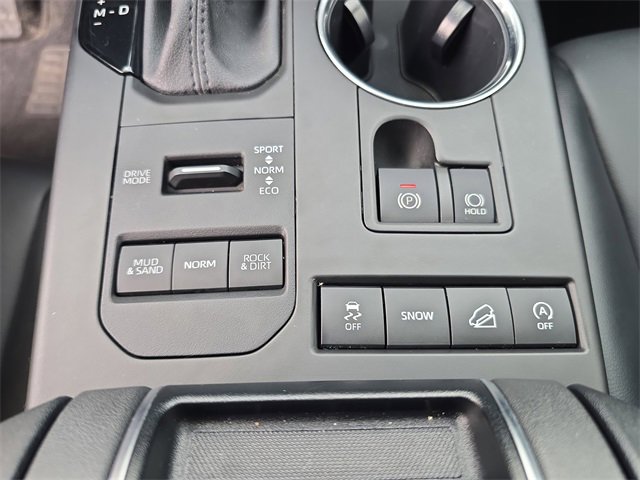 Used 2021 Toyota Highlander XLE image 23