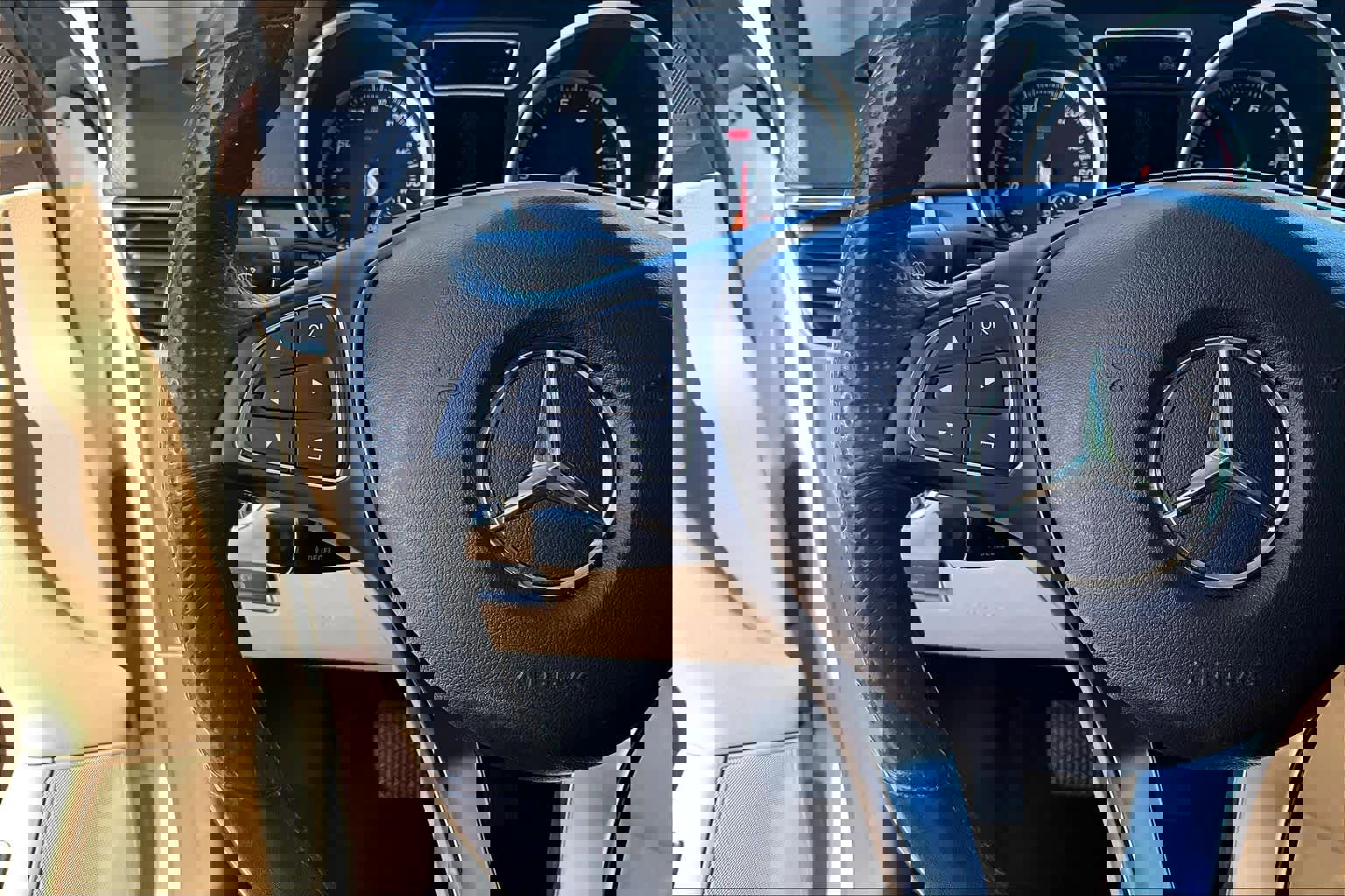 Used 2018 Mercedes-Benz GLE 350 image 26