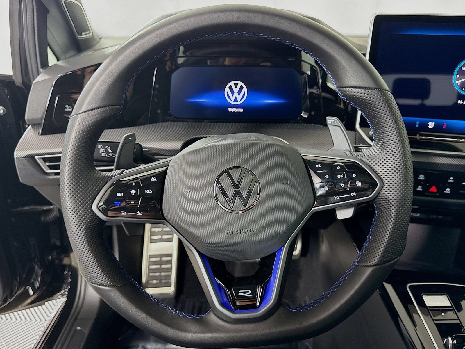 Certified 2026 Volkswagen Golf AWD/4WD image 14