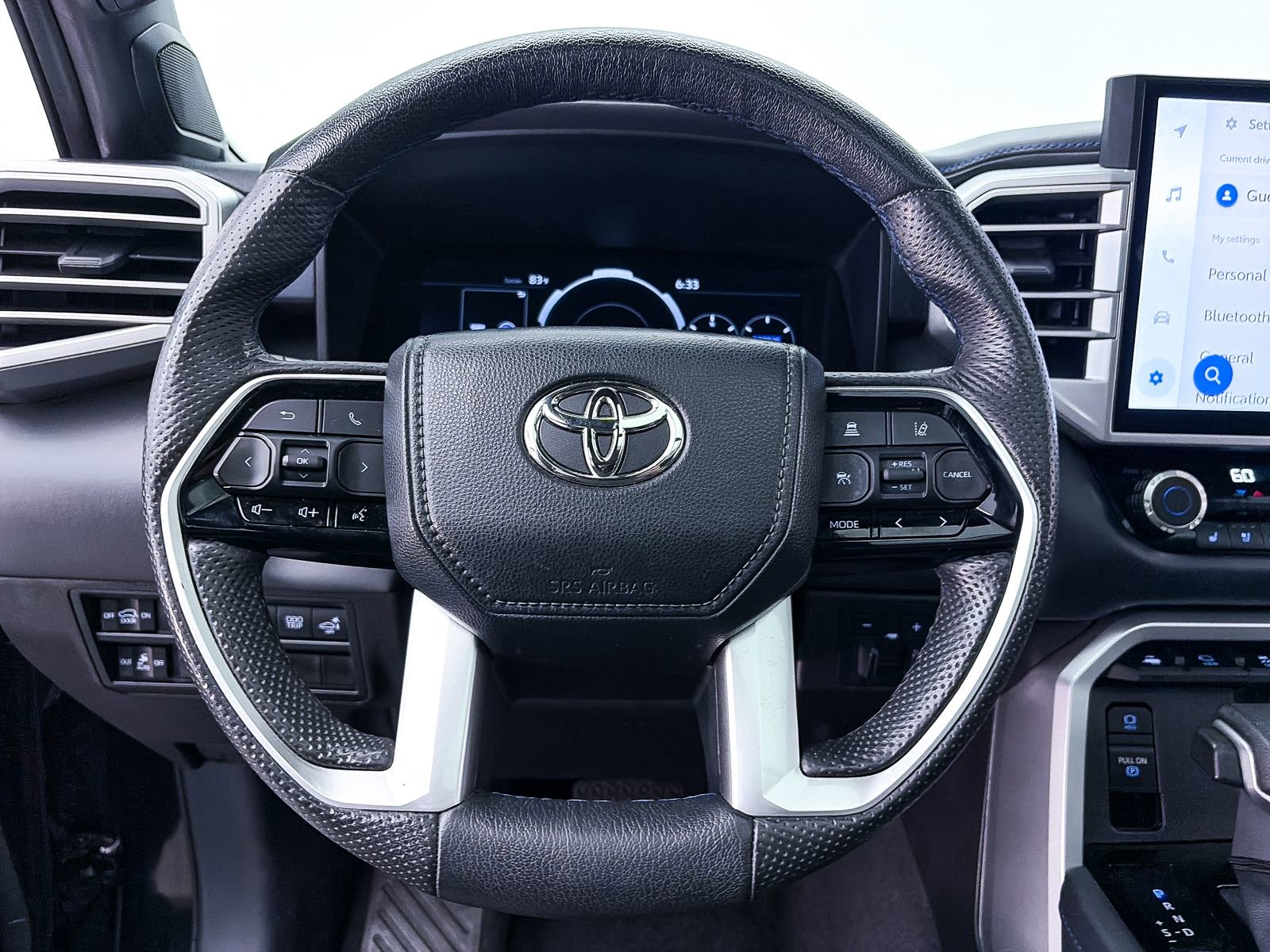 Used 2024 Toyota Sequoia Platinum AWD/4WD image 33
