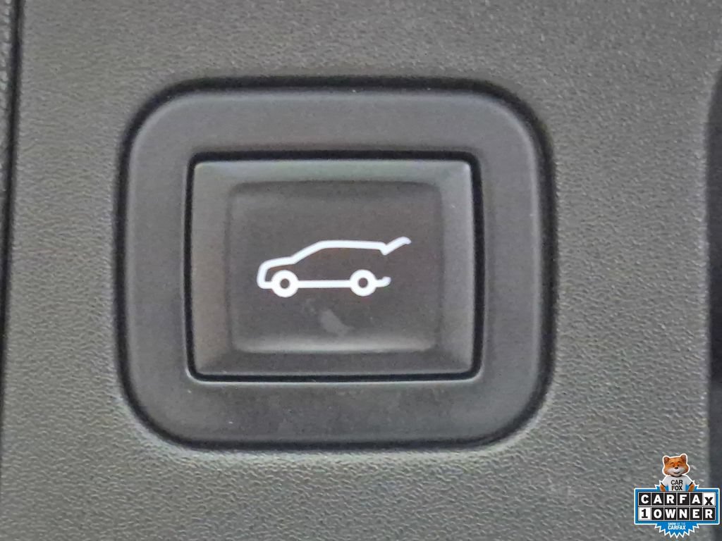 Used 2017 Cadillac XT5 Luxury w/ Driver Awareness Package AWD/4WD image 29