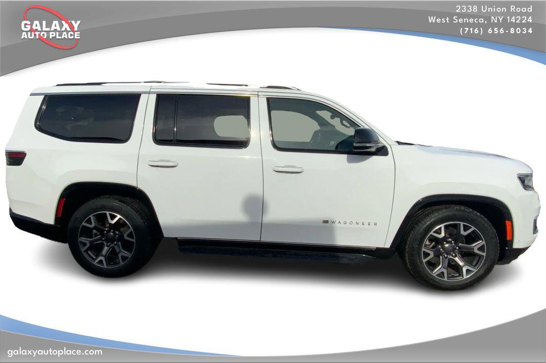 Used 2024 Jeep Wagoneer Series III AWD/4WD image 4