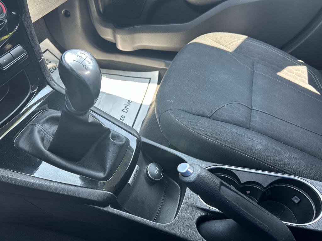 Used 2015 Ford Fiesta SE image 30
