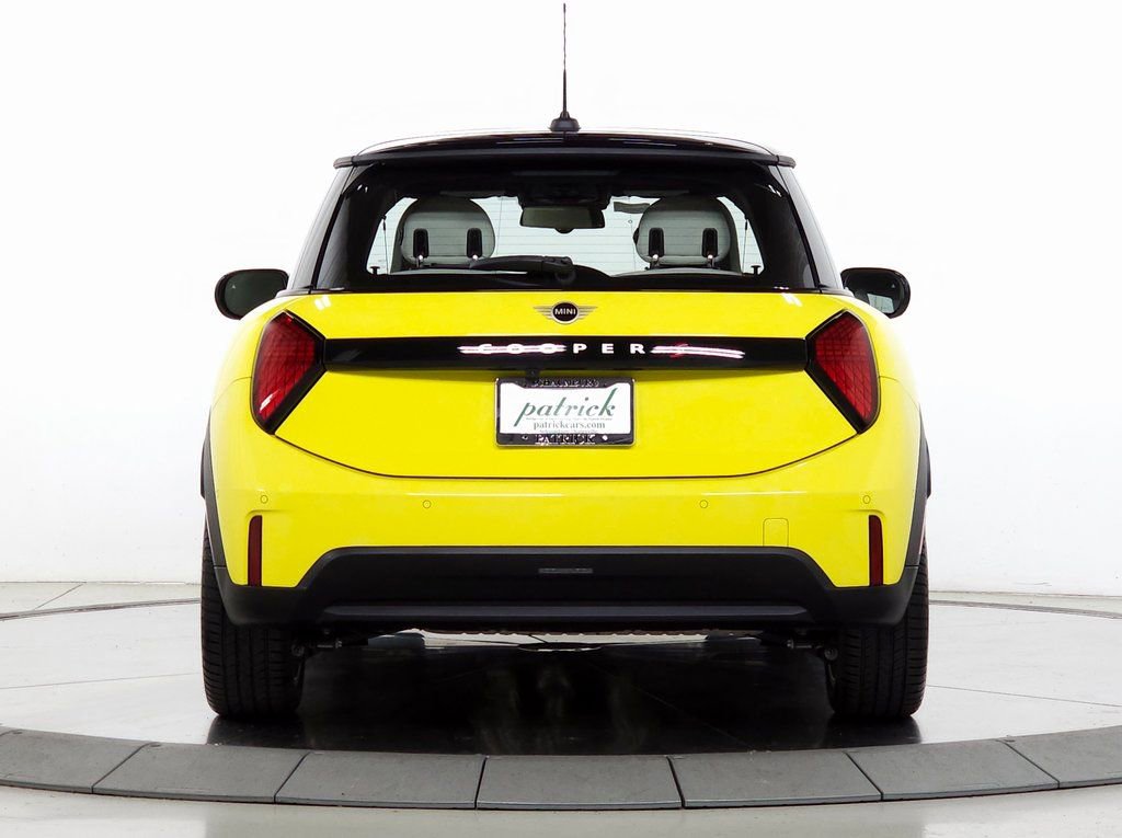 Used 2025 MINI Cooper S FWD image 7