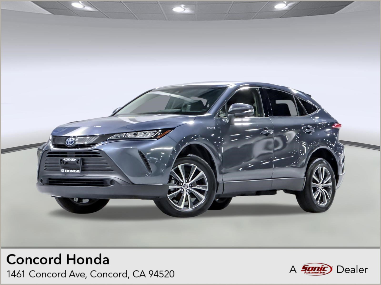 Used 2021 Toyota Venza LE