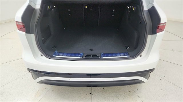 Used 2025 Jaguar F-PACE R-Dynamic S image 14