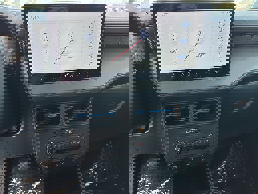 New 2025 Ford Maverick Lobo image 19