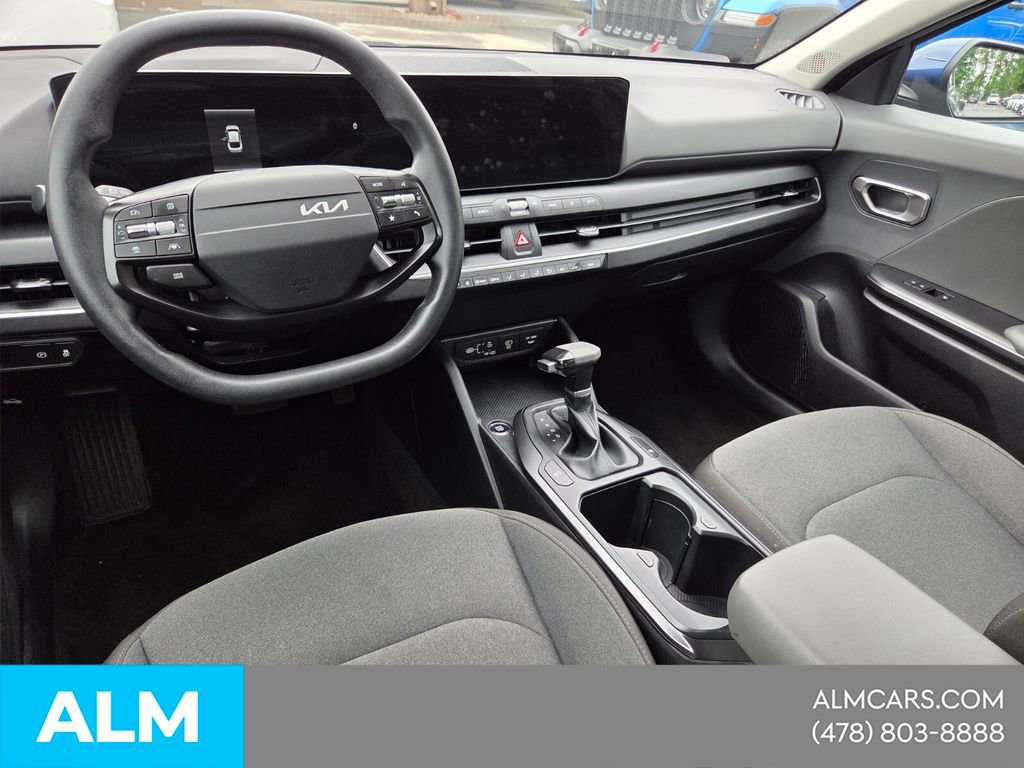 Used 2025 Kia K4 FWD image 8
