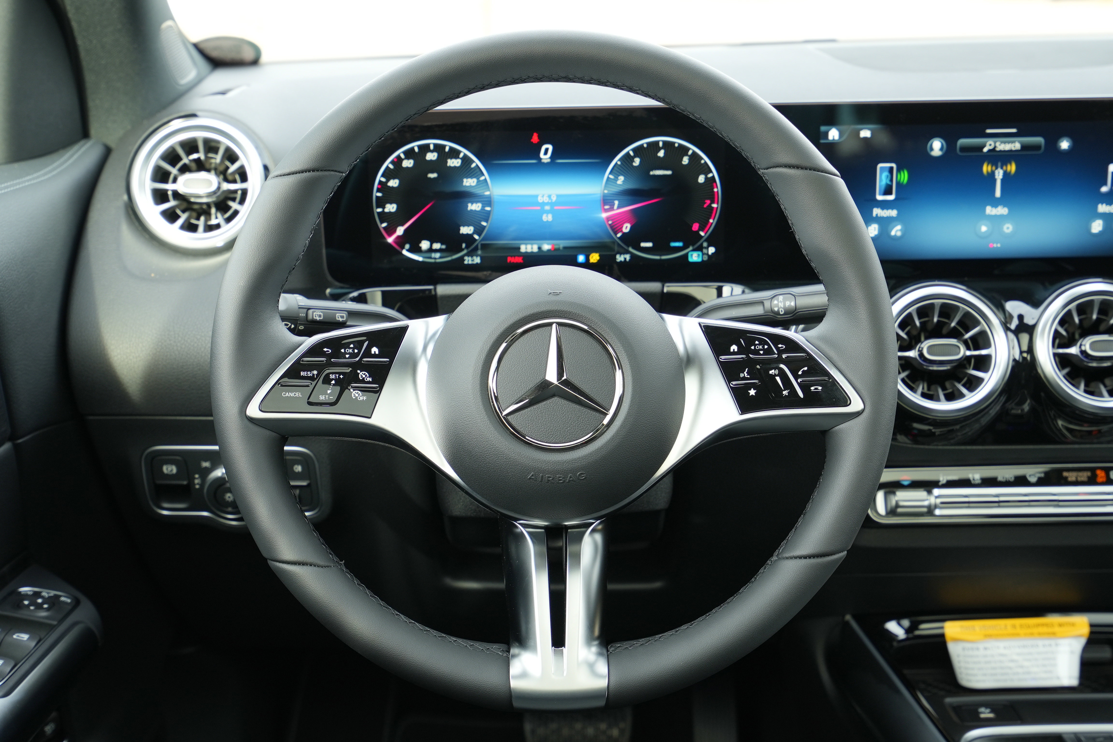 New 2026 Mercedes-Benz GLA 250 image 21