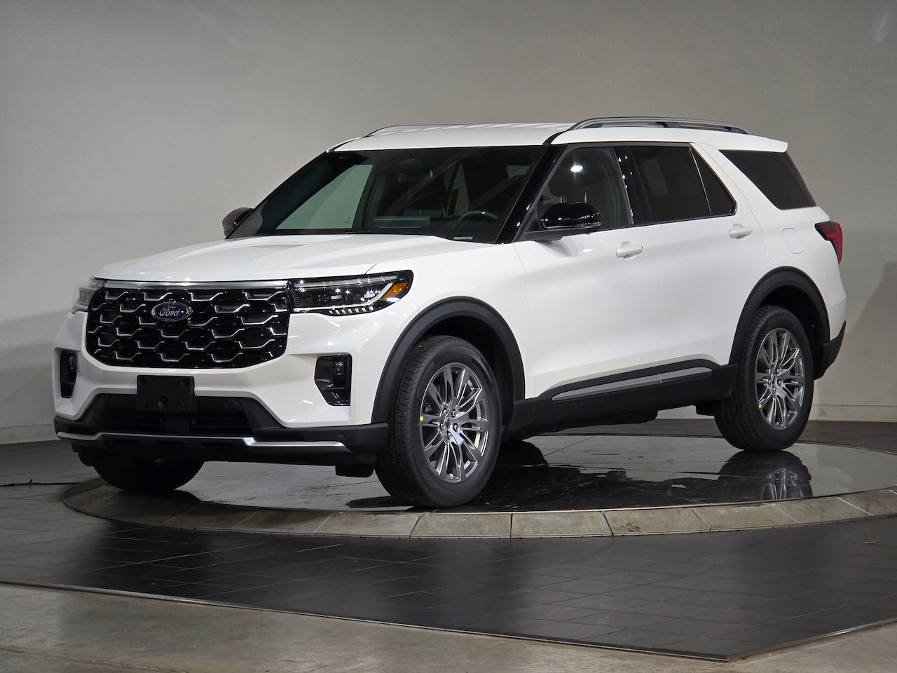 New 2026 Ford Explorer Platinum image 6