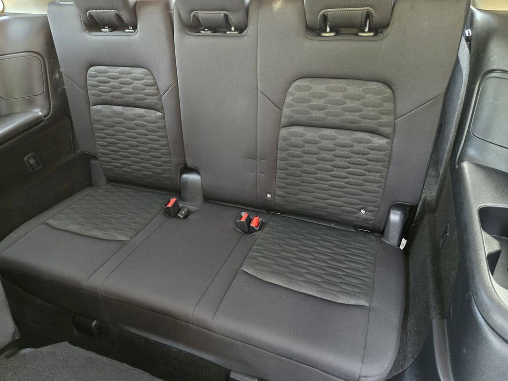 Used 2025 Nissan Pathfinder SV image 20