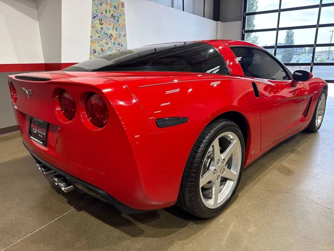 Used 2008 Chevrolet Corvette Coupe w/ Preferred Equipment Group RWD image 42