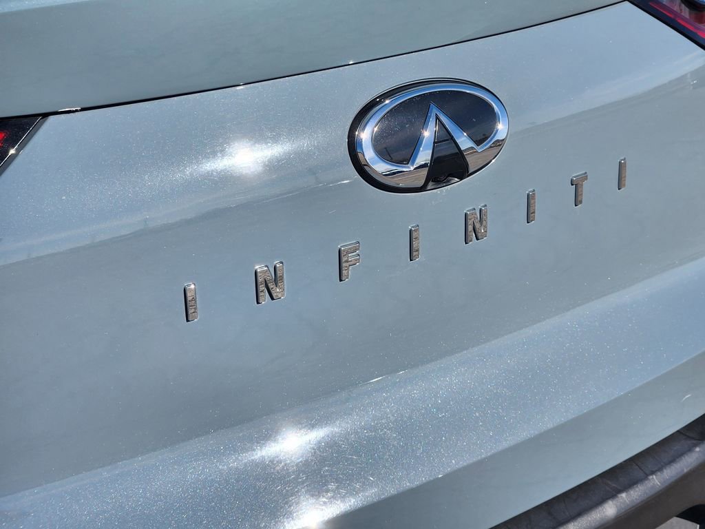 Used 2024 INFINITI QX55 Luxe image 11