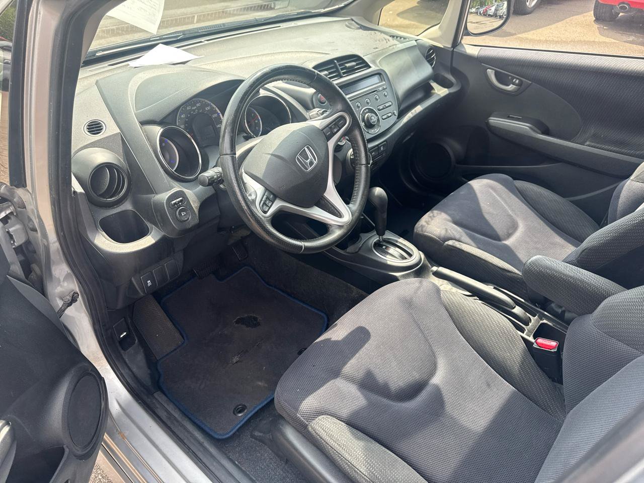 Used 2012 Honda Fit Sport image 9