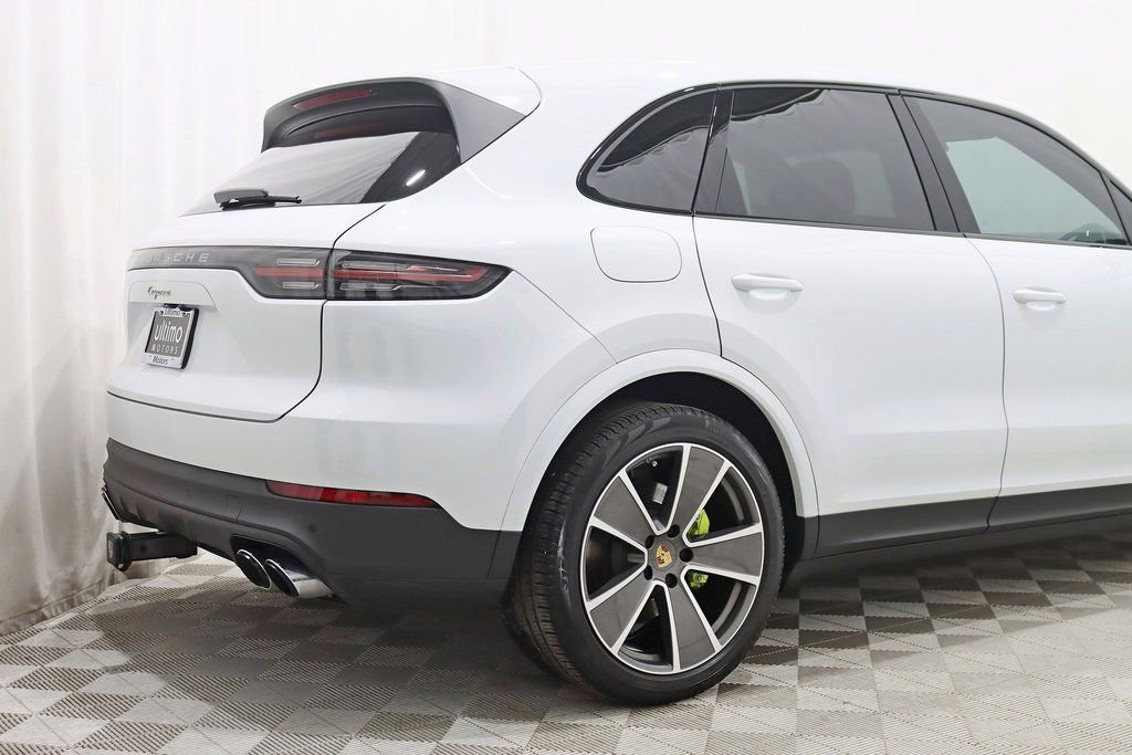 Used 2023 Porsche Cayenne image 10