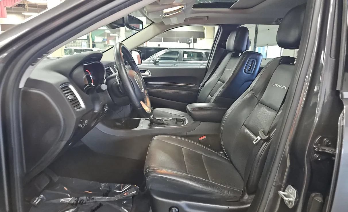 Used 2018 Dodge Durango Citadel w/ Technology Group AWD/4WD image 5