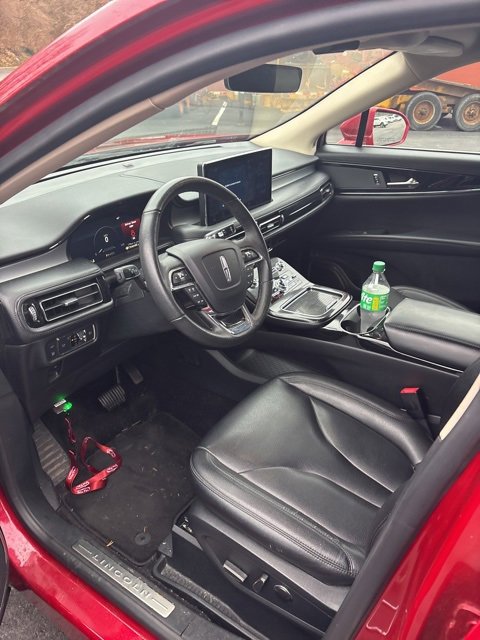 Used 2021 Lincoln Nautilus AWD image 9