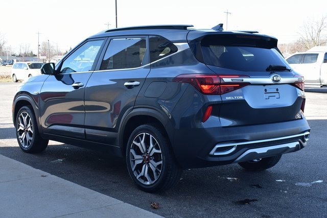 Used 2021 Kia Seltos SX w/ SX Sunroof Package image 10