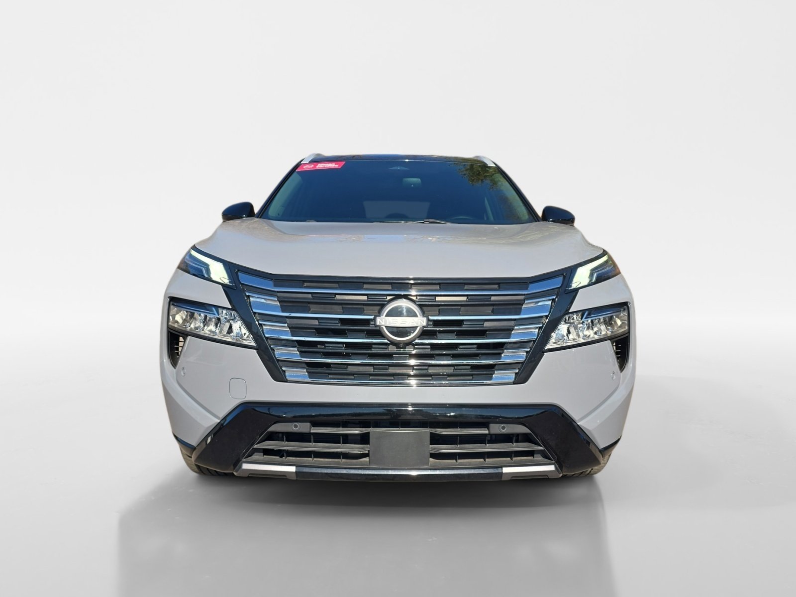 Used 2024 Nissan Rogue Platinum image 8