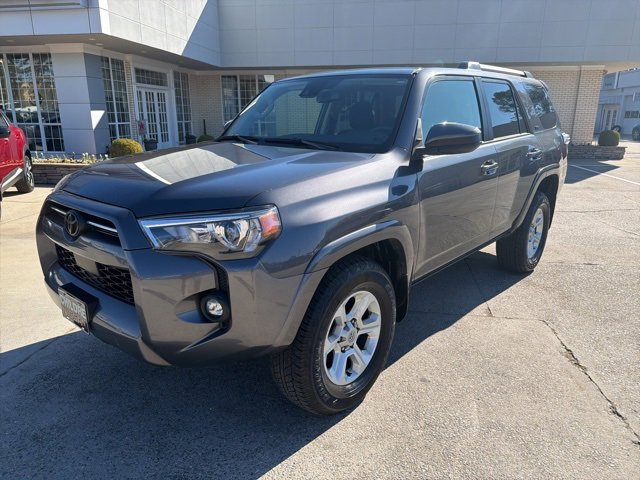 Used 2023 Toyota 4Runner SR5 image 2