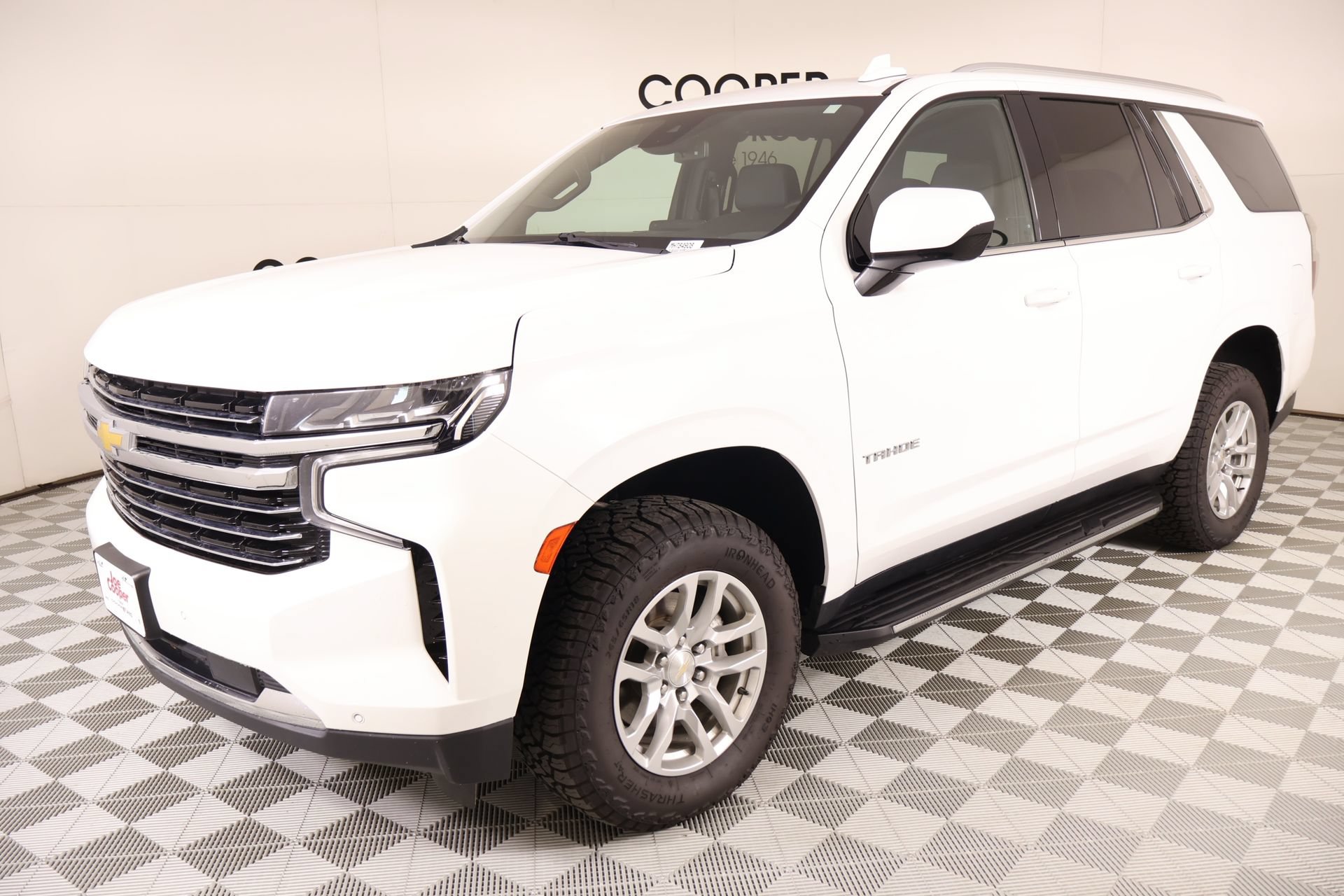 Used 2024 Chevrolet Tahoe LT AWD/4WD image 10