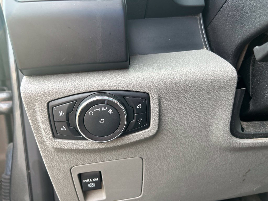 Used 2018 Ford F150 XL w/ Equipment Group 101A Mid RWD image 17